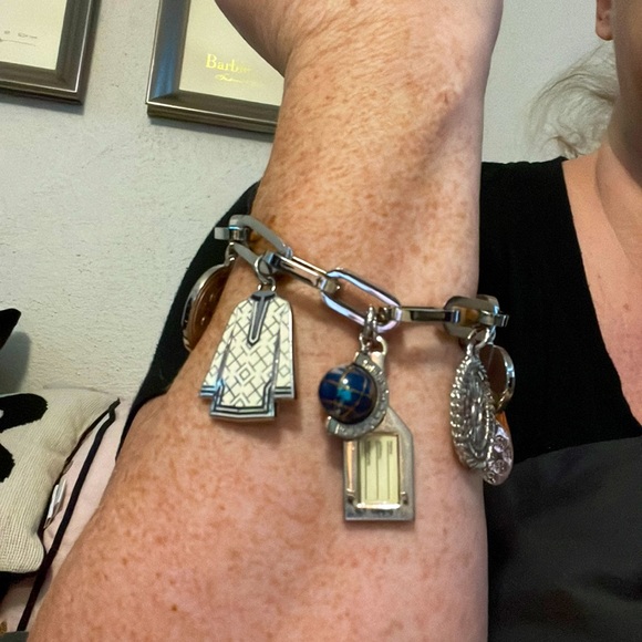 Rare! Tory Burch Silver Charm Bracelet numbered ltd edition - Picture 8 of 9